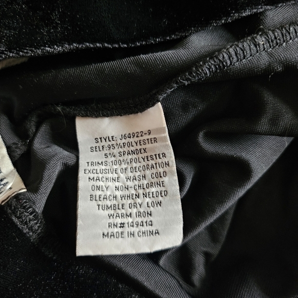 New Johnny Was Tiarei Stretch Velvet Floral Embroidery Black Leggings NWT XXS - Picture 14 of 15